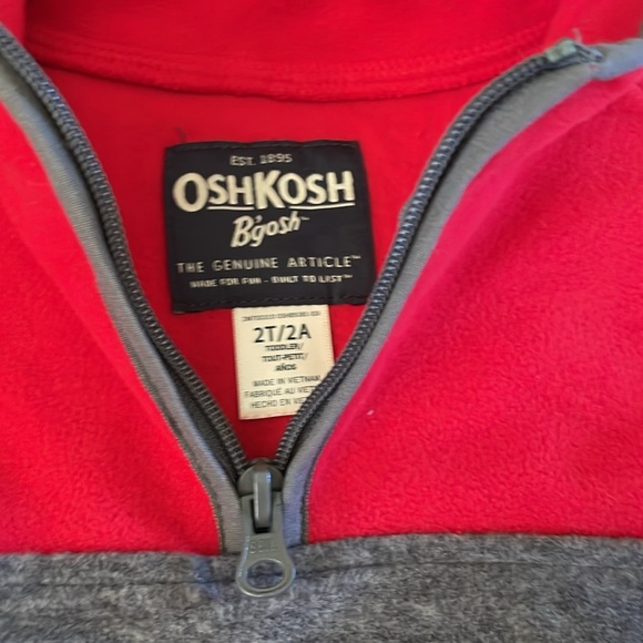 NEW OshKosh Boys Sz 2T Colorblock Fleece Quarter Zip Sweater Outdoor - Picture 2 of 3